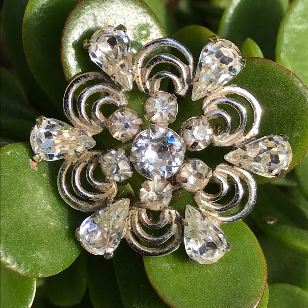 VTG Large Rhinestone Brooch - Picture 3 of 5